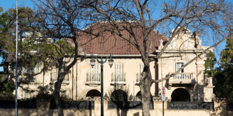 Casa Losada de Viña del Mar saldrá a remate a fin de mes y el piso mínimo es de $3 mil 89 millones