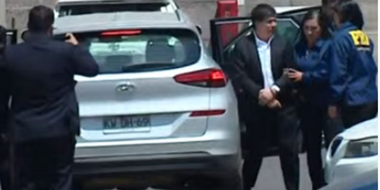 Detienen a ex subsecretario Manuel Monsalve acusado de violación