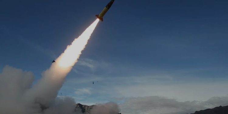 Aumenta tensión luego que Rusia confirma el primer ataque de Ucrania con misiles estadounidenses de largo alcance