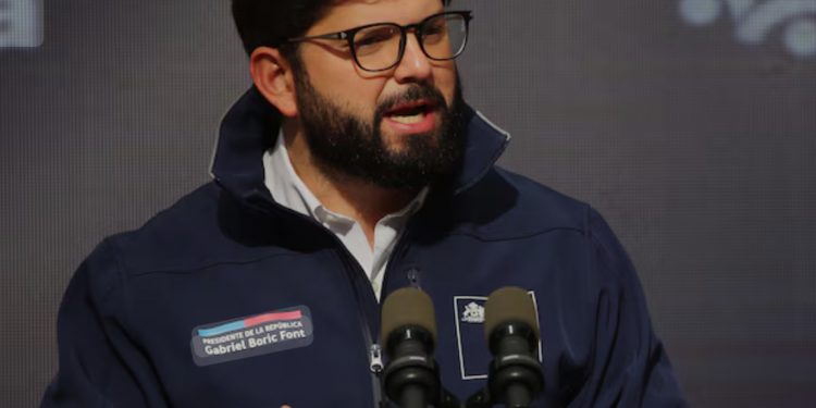 Presidente Boric indica que prisión preventiva para Monsalve es una decisión correcta