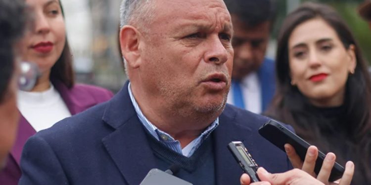 Rodrigo Mundaca no descarta a futuro una carrera presidencial