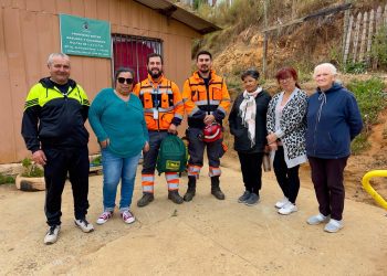 Charlas educativas en los barrios de Viña del Mar para enfrentar emergencias