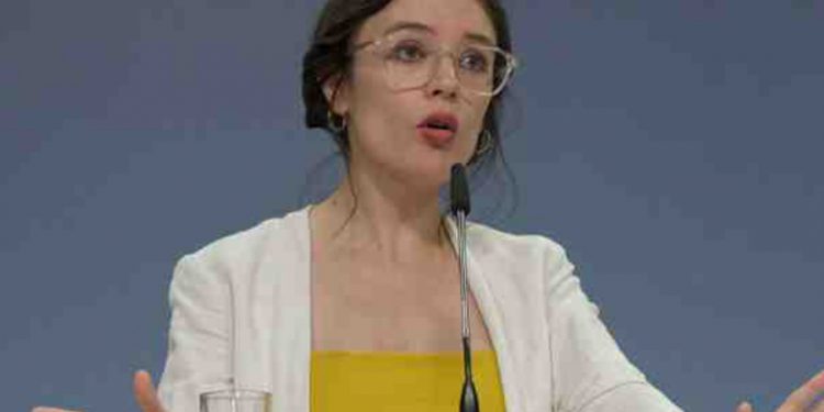 Ministra Camila Vallejo se refiere a denuncia por acoso sexual contra Presidente Boric