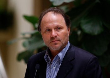 Senador Alfonso de Urresti (PS) califica de frescura la fórmula de devolución de las Isapres por cobros excesivos