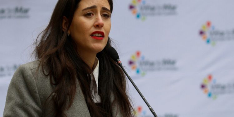 Alcaldesa Ripamonti viajará a Arabia Saudita en diciembre por reconocimiento al Festival de la canción