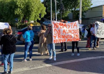 Vecinos de Nueva Aurora cortan el tránsito en manifestación por falta de seguridad en Viña del Mar