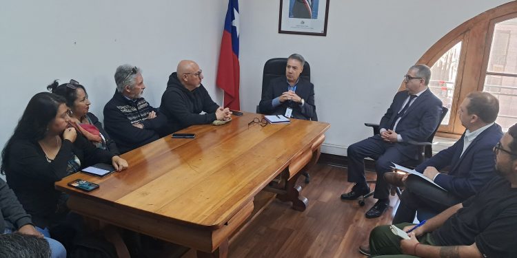 Diputado Luis Cuello propone crear oficina del Registro Civil en cerros de Viña