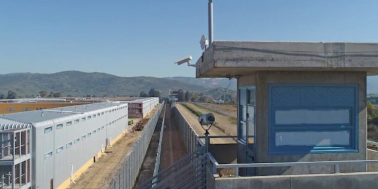 Fiscalía confirma el hallazgo del cuerpo decapitado de reo en celda de cárcel de Concepción