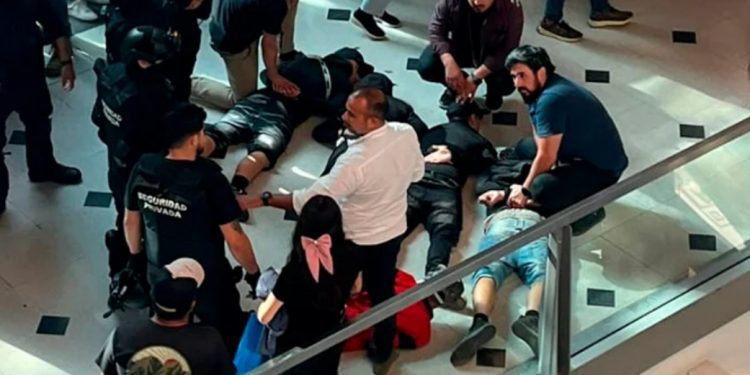 Fuerza Aérea reporta dos lesionados durante entrenamiento con explosivos en Quintero