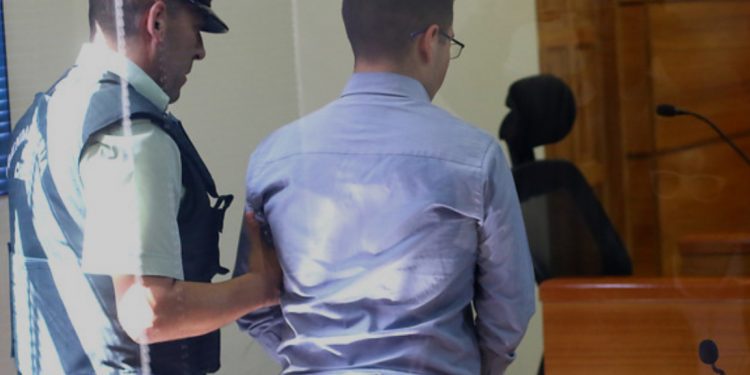Carabinero detenido por almacenar material pornográfico infantil en La Ligua
