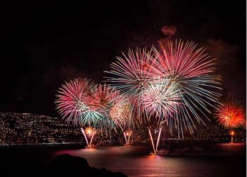 Valparaíso anuncia “ajos piromusical” para celebración de Año Nuevo en el mar