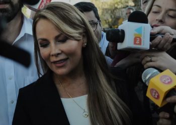 Revocan prisión preventiva de ex alcaldesa Cathy Barriga y dictan arresto domiciliario total