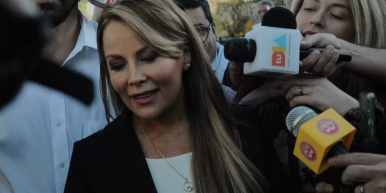 Revocan prisión preventiva de ex alcaldesa Cathy Barriga y dictan arresto domiciliario total