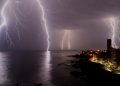Meteorología emite aviso por probables tormentas eléctricas en la Región de Valparaíso