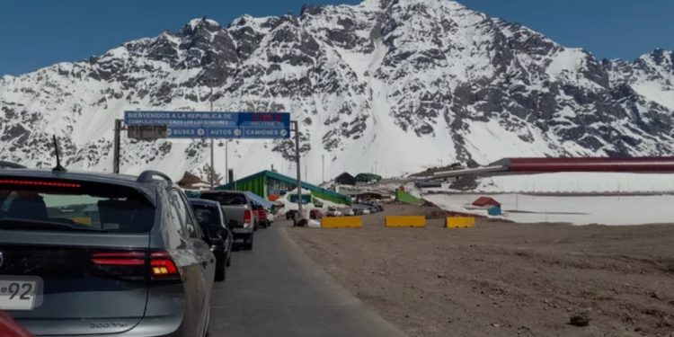 Damnificados del megaincendio califican de “burla” nueva fórmula para recibir bono de acogida