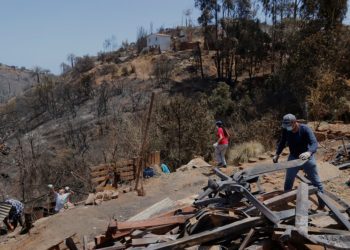 Damnificados del megaincendio califican de “burla” nueva fórmula para recibir bono de acogida