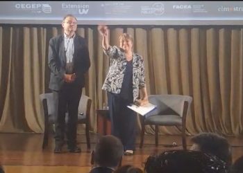Expresidenta Michelle Bachelet participó en ciclo “Riesgos y retos de la democracia” de la Universidad Valparaíso