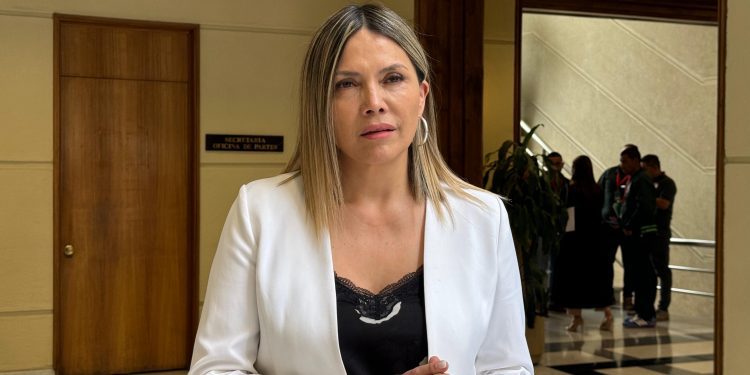 Diputada Marlene Pérez cuestiona retraso en proyecto sobre envejecimiento positivo y acusa al Gobierno de “olvidarse” de los adultos mayores