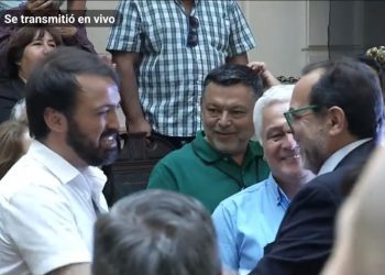Ex alcalde Jorge Sharp en ceremonia que oficializó precandidatura presidencial de Jaime Mulet