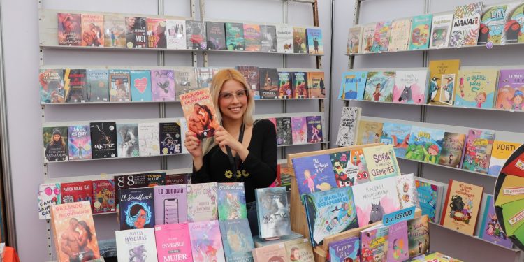 Josefa Valladares: “En este libro se derriban los prejuicios a través del baile”.