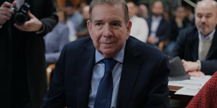 Edmundo González anuncia viaje a Argentina y será recibido por Presidente Javier Milei en la Casa Rosada