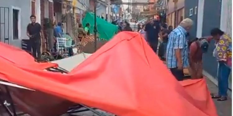 Conductor ebrio pierde el control e ingresa a paseo peatonal en Iquique