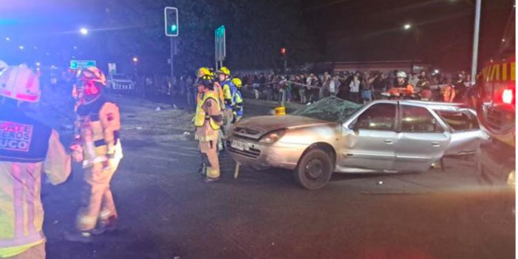 Violento choque deja 11 heridos y guagua de seis meses fallecida en Temuco