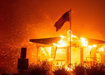 Denuncian a Presidente Boric por fraude al fisco tras la fallida compra de la casa de Salvador Allende