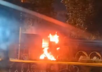 Incendio afectó a patrimonial locomotora 823 en Villa Alemana