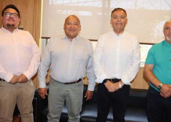 Quintero afina detalles de proyectos de infraestructura deportiva