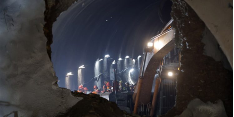 Más de 100 personas rescatadas por falla en rueda de la fortuna de Viña del Mar