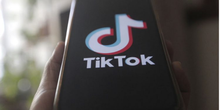 TikTok cumple su amenaza y suspende «temporalmente» su servicio en Estados Unidos