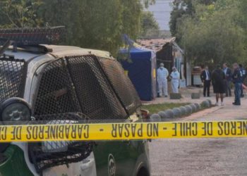 Dos personas muertas deja violenta balacera en población Santa Julia de Macul