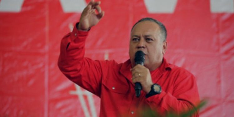 Abogado de Boric recibirá 13 millones de pesos por defenderlo ante fallida compra de casa de Allende