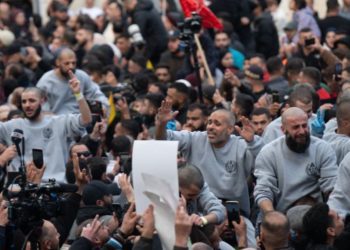 Israel anuncia la liberación de los 200 presos palestinos acordados en el segundo canje de rehenes