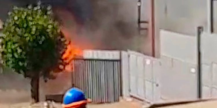 Una persona fallecida deja incendio que consumió dos viviendas en Villa Independencia de Viña del Mar