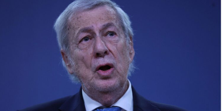 Canciller dice relación con Venezuela está suspendida y que Maduro profundiza dictadura