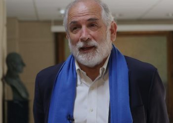 Diputados PS se dividido por responsabilidad del ministro Montes en la lenta reconstrucción