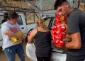 Con ayuda de donaciones levantan olla común entre familias y vecinos que acompañan a damnificados en huelga de hambre