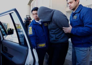 Detienen a director de Chile Diverso por almacenamiento de pornografía infantil