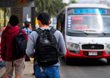 Impacto por homicidio de menor de 14 años en Los Ángeles tras recibir un disparo en el abdomen