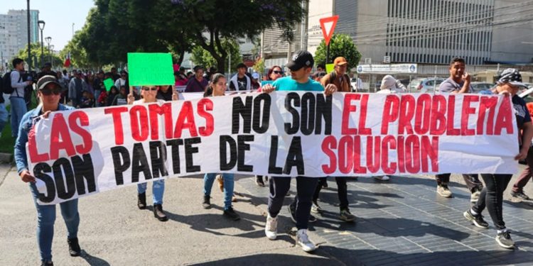 Postergan para marzo desalojo de toma de Viña del Mar