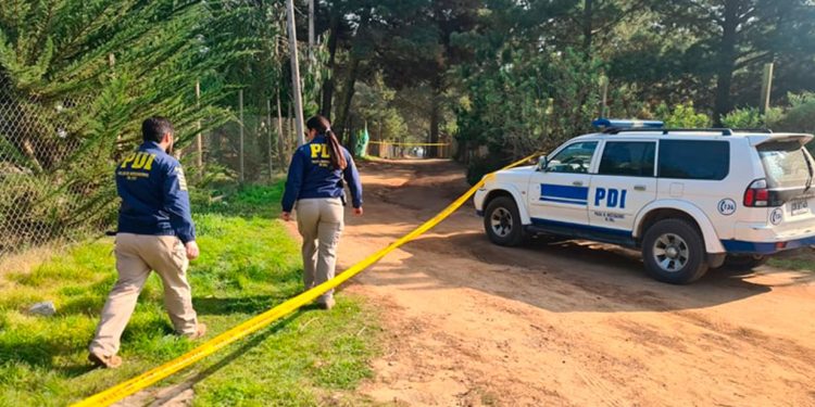 Al menos tres muertos y 29 heridos tras caída techo de patio de comidas de un centro comercial en Perú