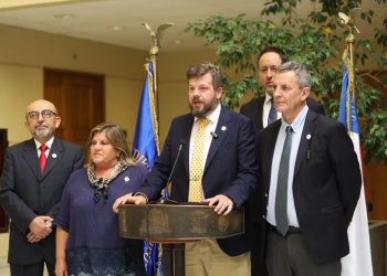 Diputados del Nacional Libertario anuncian querella por daño patrimonial a Corfo tras traspasos millonarios al Gobierno