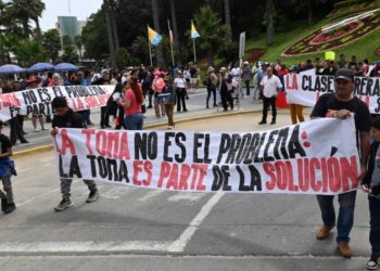 Nuevos cortes de energía eléctrica complican a la Región Metropolitana en «súper lunes»