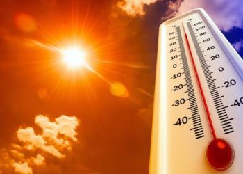 Se viraliza video donde Carolina Tohá es agredida por manfiestantes en la vía pública