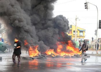 Pescadores artesanales levantaron barricadas y cortaron el tránsito en Valparaíso