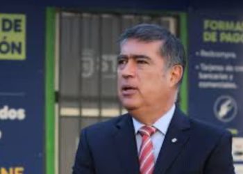 Alcalde Mario Desbordes presentó querella contra Cariola y Hassler por «tráfico de influencias»