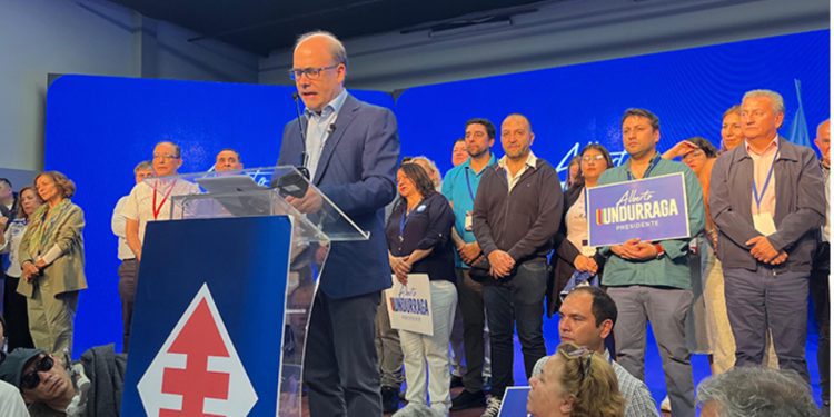 Democracia Cristiana ratifica a Alberto Undurraga como su candidato presidencial