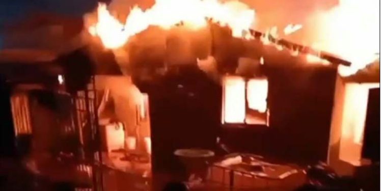 Violentos enfrentamientos entre Pescadores y Carabineros en caleta Portales